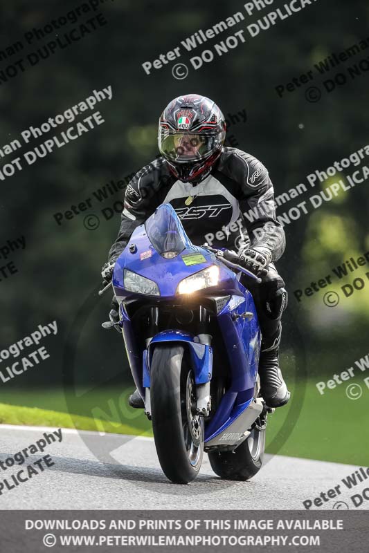 cadwell no limits trackday;cadwell park;cadwell park photographs;cadwell trackday photographs;enduro digital images;event digital images;eventdigitalimages;no limits trackdays;peter wileman photography;racing digital images;trackday digital images;trackday photos